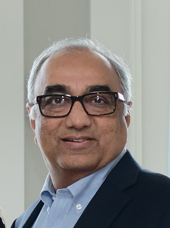 Dhvanit Vijapura, MD